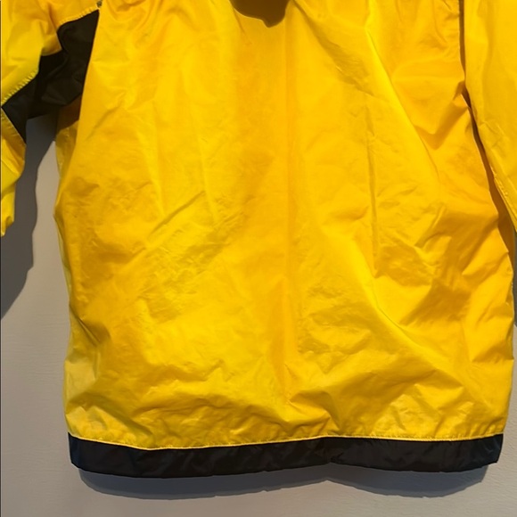 Coleman Yellow and Black Raincoat with Water-Resistant Material - Picture 11 of 16